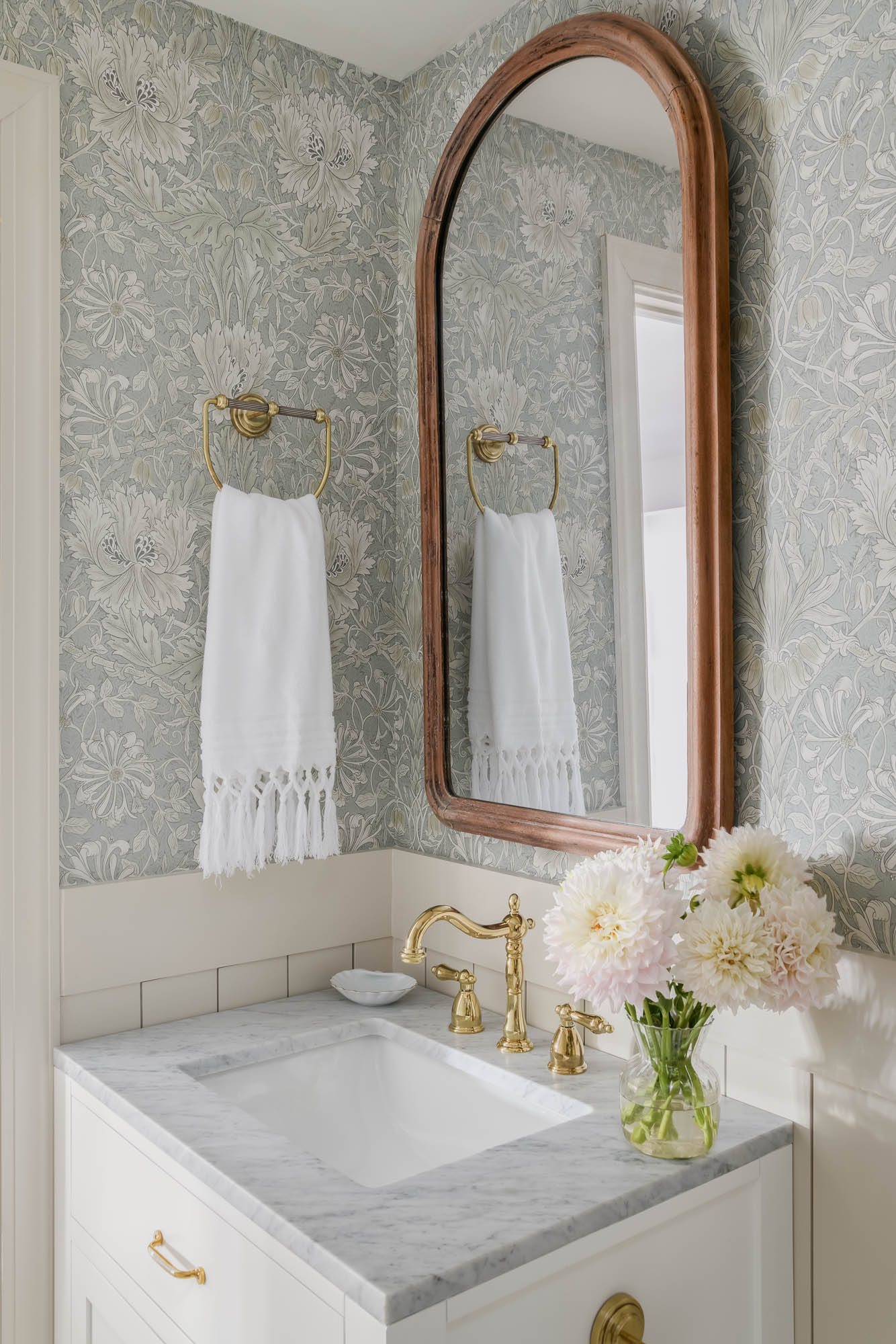 Yans Powder Room